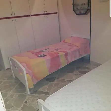 Crispi 公寓 巴莱斯特拉泰